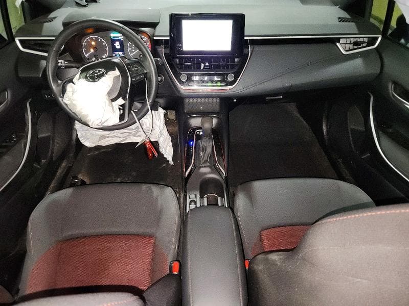2025 TOYOTA COROLLA SE 8