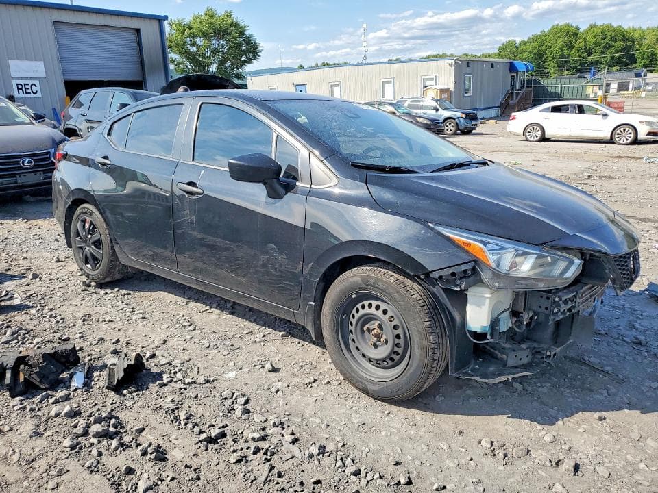 2021 NISSAN VERSA S 4