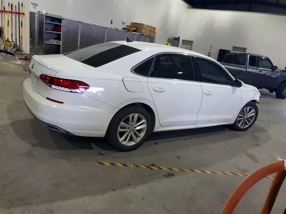 2020 VOLKSWAGEN PASSAT SE 3