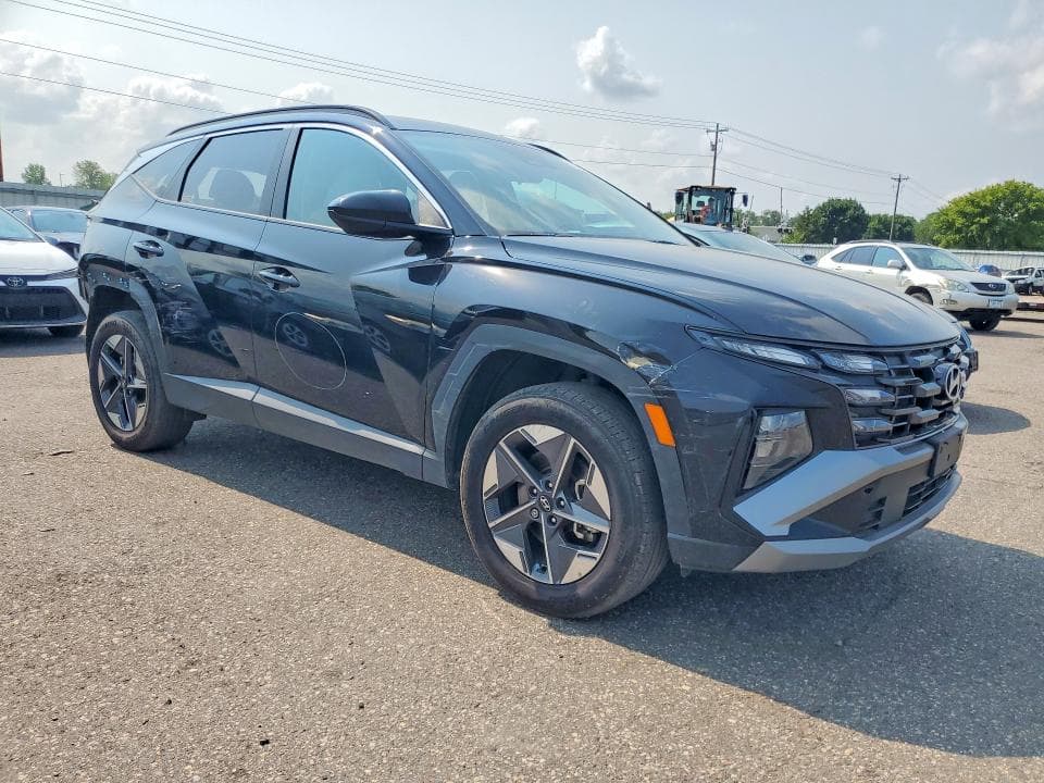 2026 HYUNDAI TUCSON SEL 4