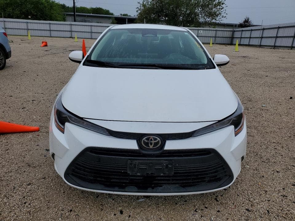 2025 TOYOTA COROLLA LE 5