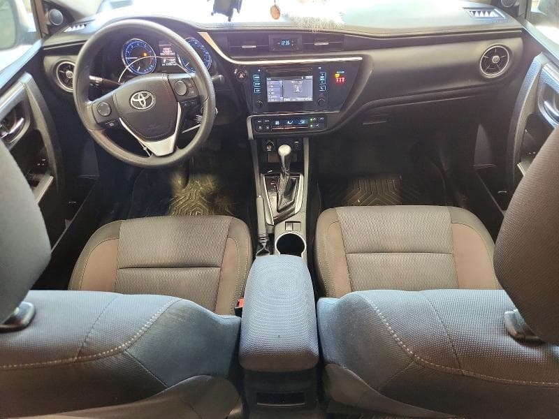 2019 TOYOTA COROLLA LE 8