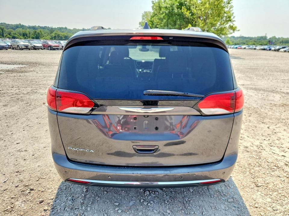 2017 CHRYSLER PACIFICA TOURING L 6