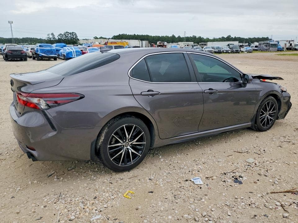 2023 TOYOTA CAMRY SE 3