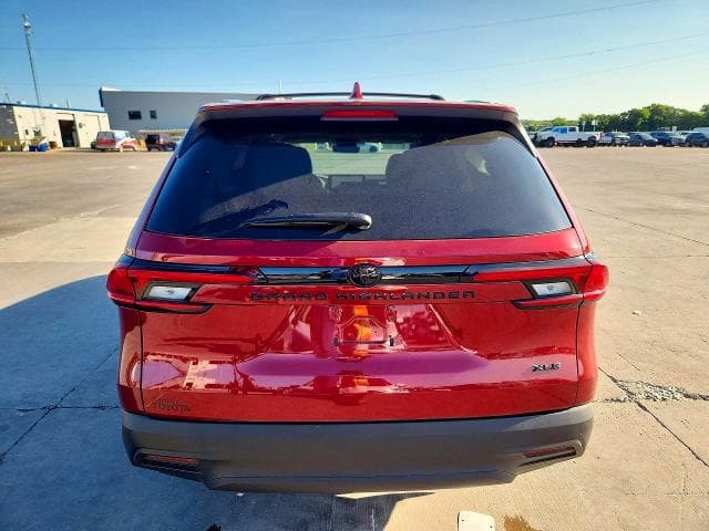 2026 TOYOTA GRAND HIGHLANDER XLE 6