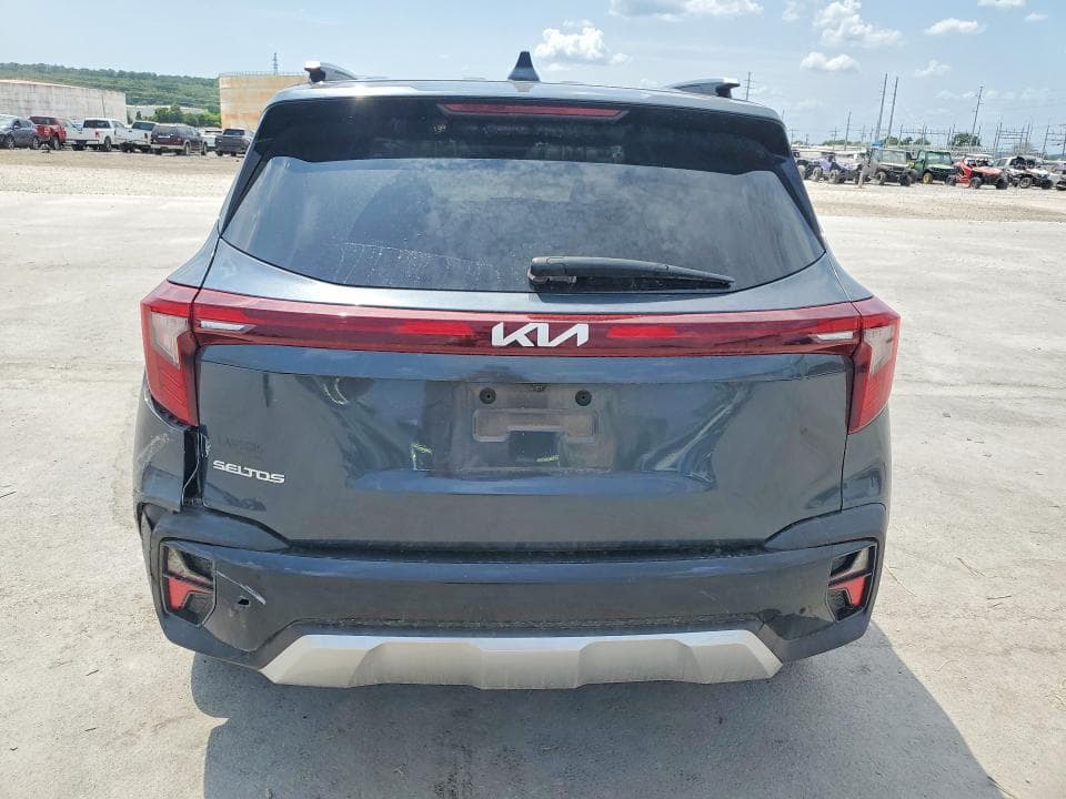 2024 KIA SELTOS EX 6