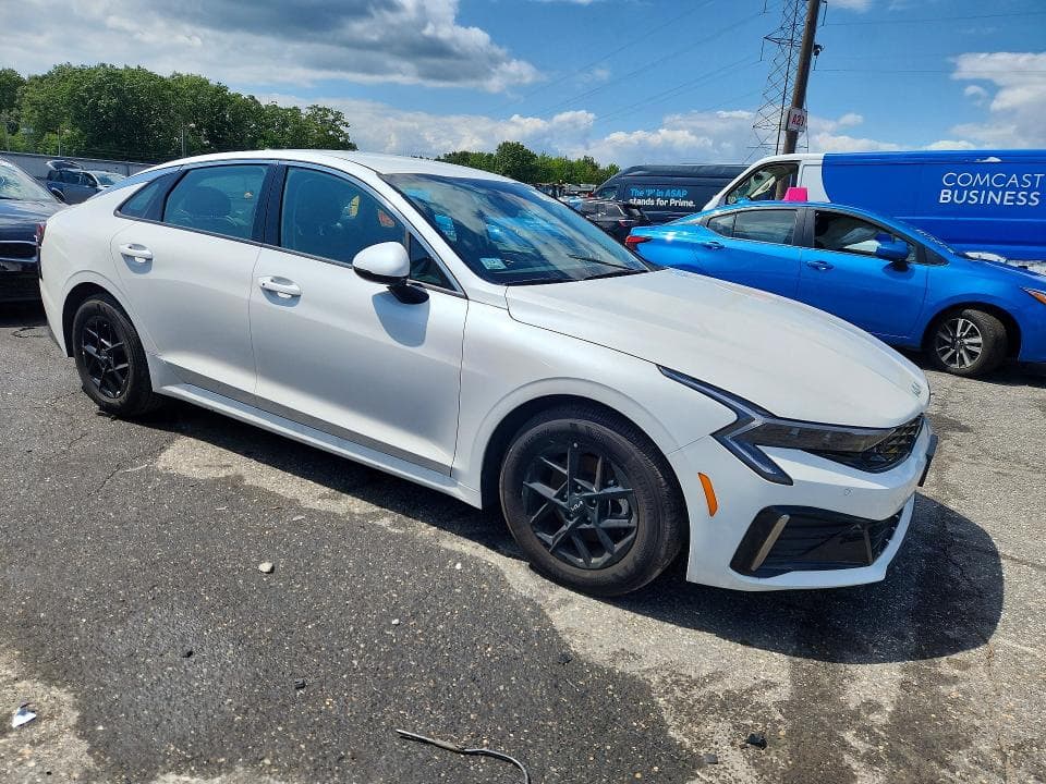 2026 KIA K5 LXS 4