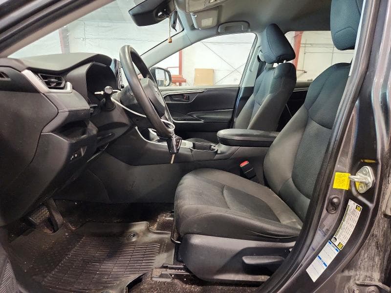 2021 TOYOTA RAV4 LE 7