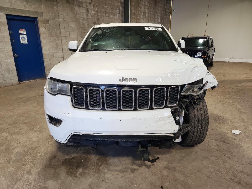 2018 JEEP GRAND CHEROKEE LAREDO 5