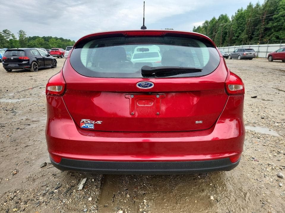 2017 FORD FOCUS SE 6