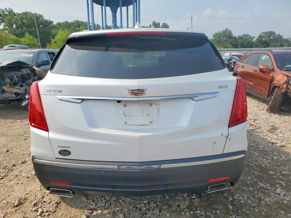 2017 CADILLAC XT5 LUXURY 6