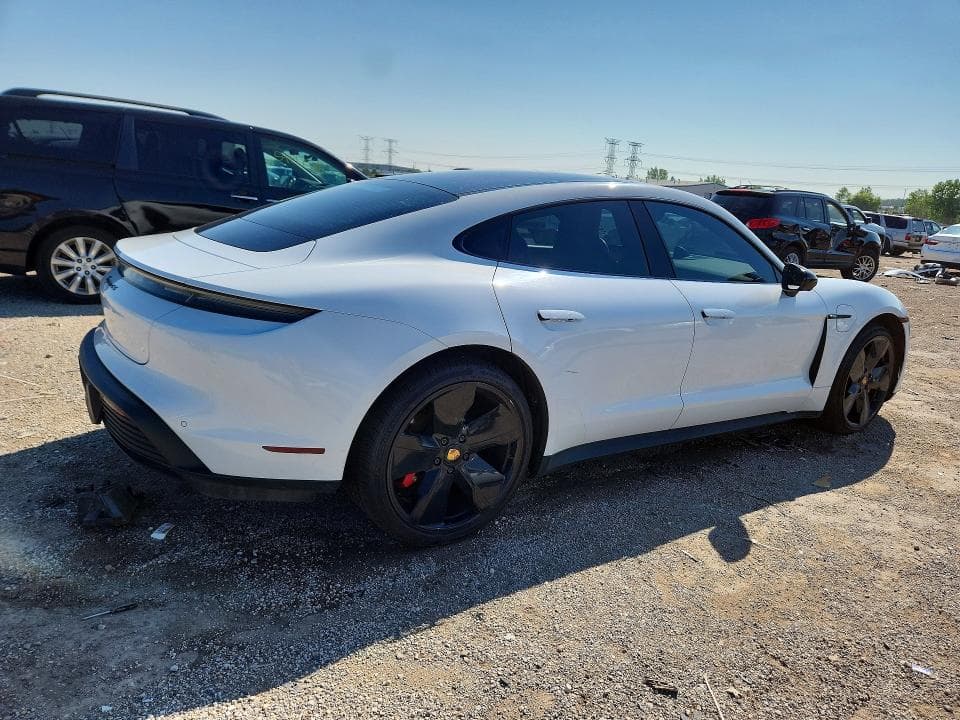2021 PORSCHE TAYCAN 4S 3