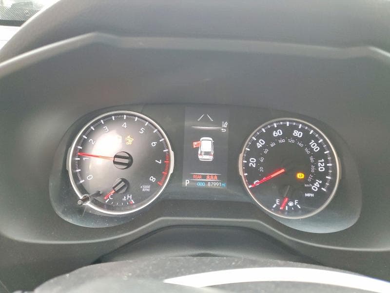 2021 TOYOTA RAV4 LE 9