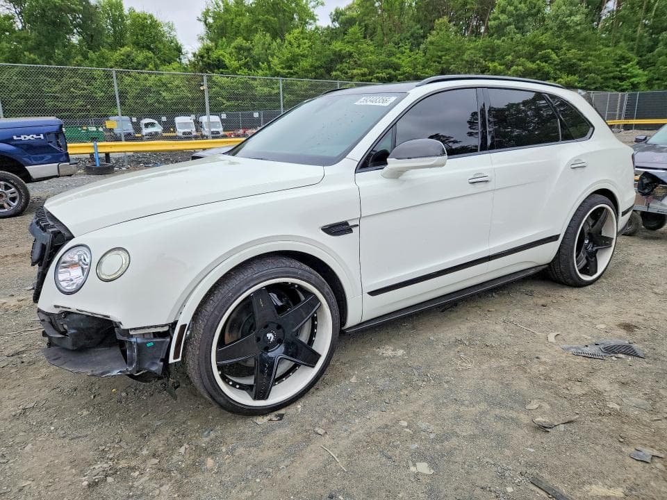 2017 BENTLEY BENTAYGA - 1