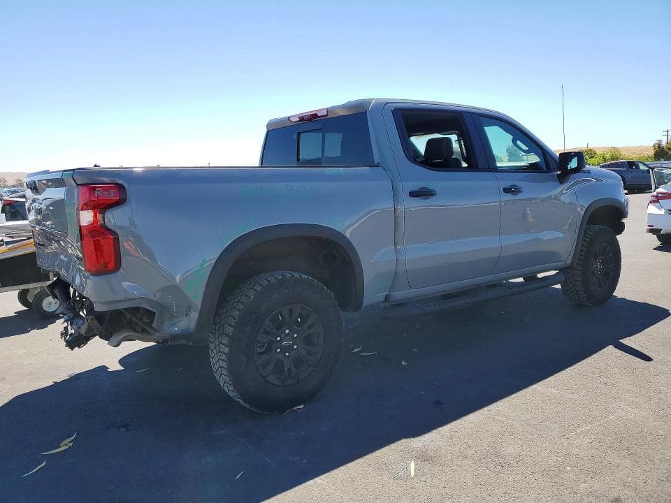 2025 CHEVROLET SILVERADO K1500 ZR2 3