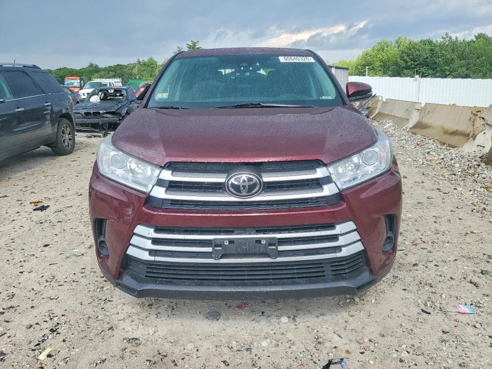 2019 TOYOTA HIGHLANDER LE 5