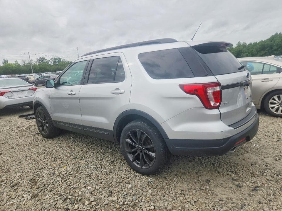 2018 FORD EXPLORER XLT 2