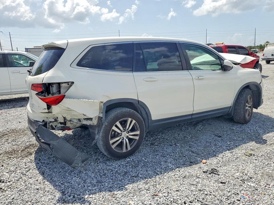 2017 HONDA PILOT EX 3