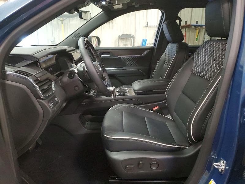 2026 GMC ACADIA DENALI AWD 7