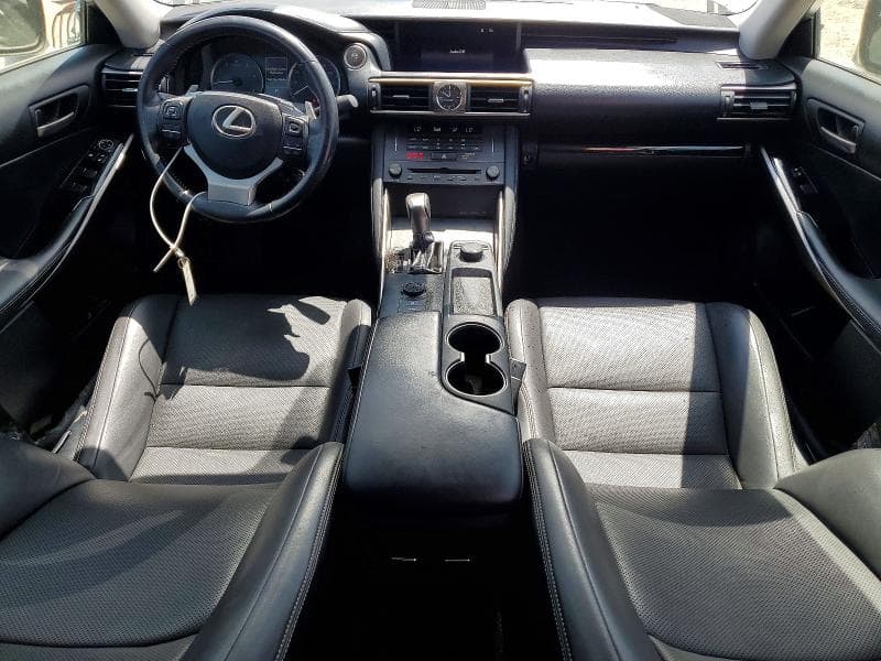 2019 LEXUS IS 300 8