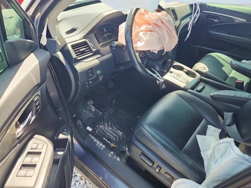 2021 HONDA PILOT SE 8