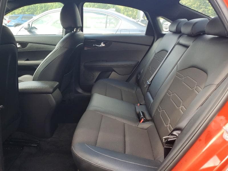 2023 KIA FORTE GT LINE 10