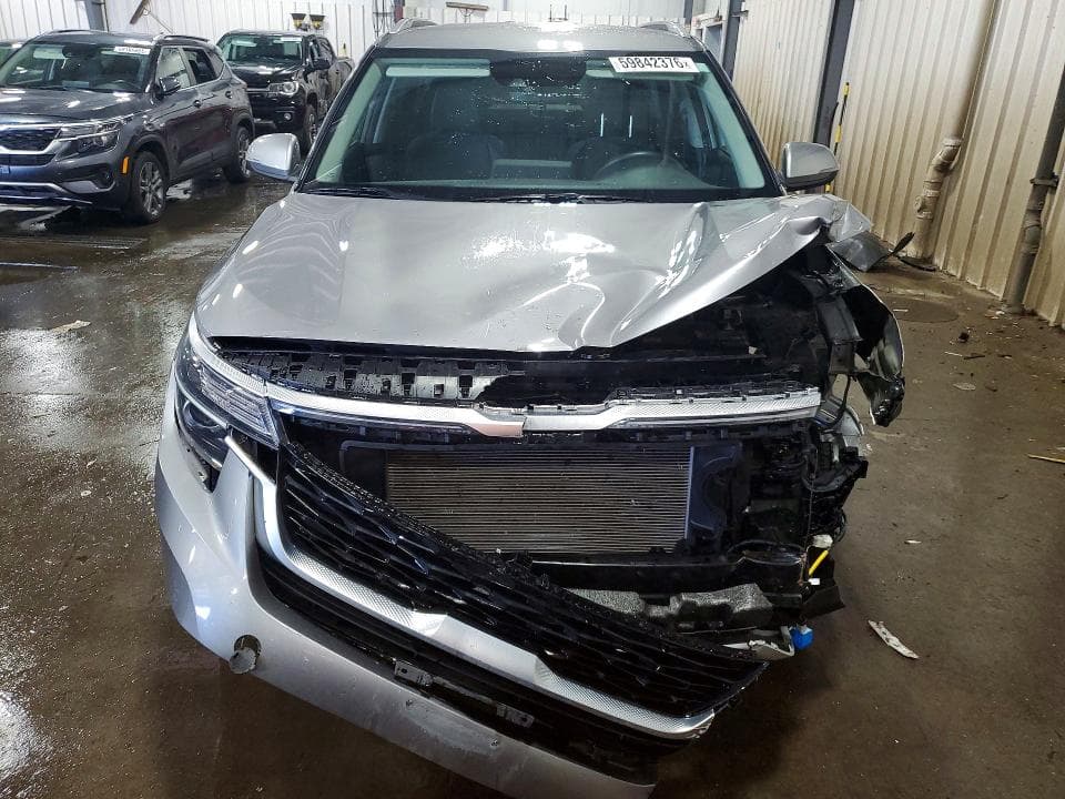 2023 KIA SELTOS S 5