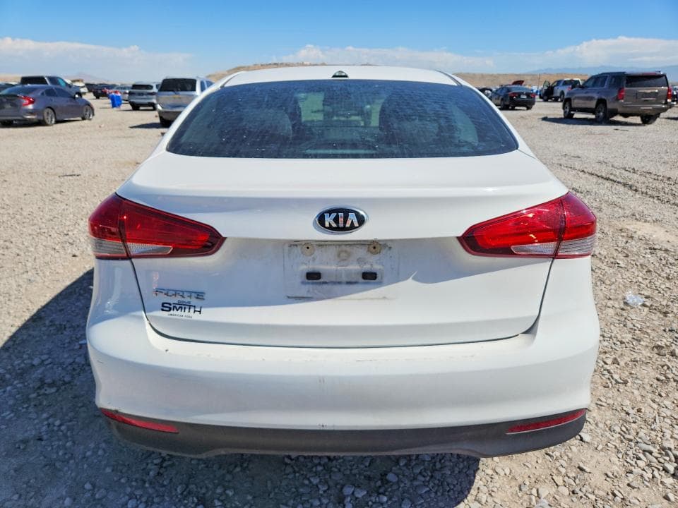 2017 KIA FORTE LX 6