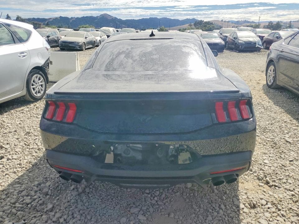 2025 FORD MUSTANG 6