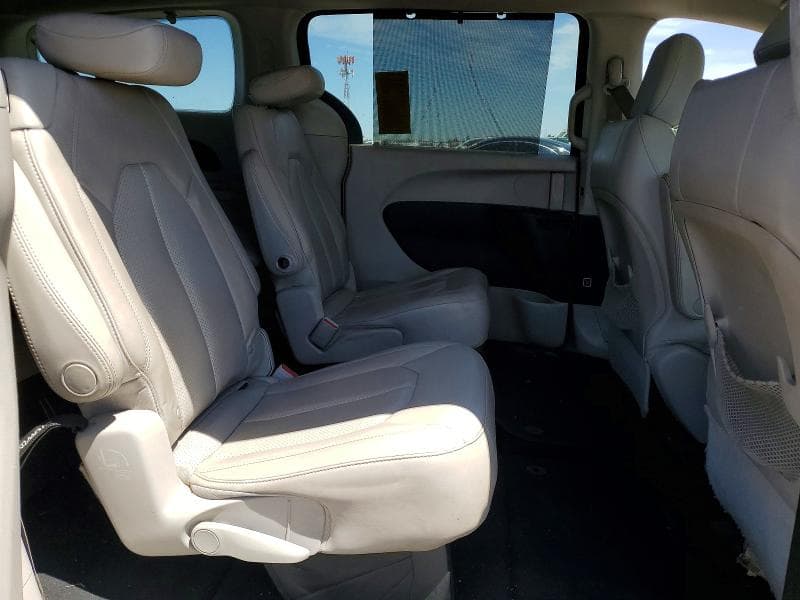 2021 CHRYSLER VOYAGER LXI 11