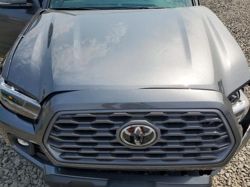 2020 TOYOTA TACOMA TRD OFF-ROAD 11