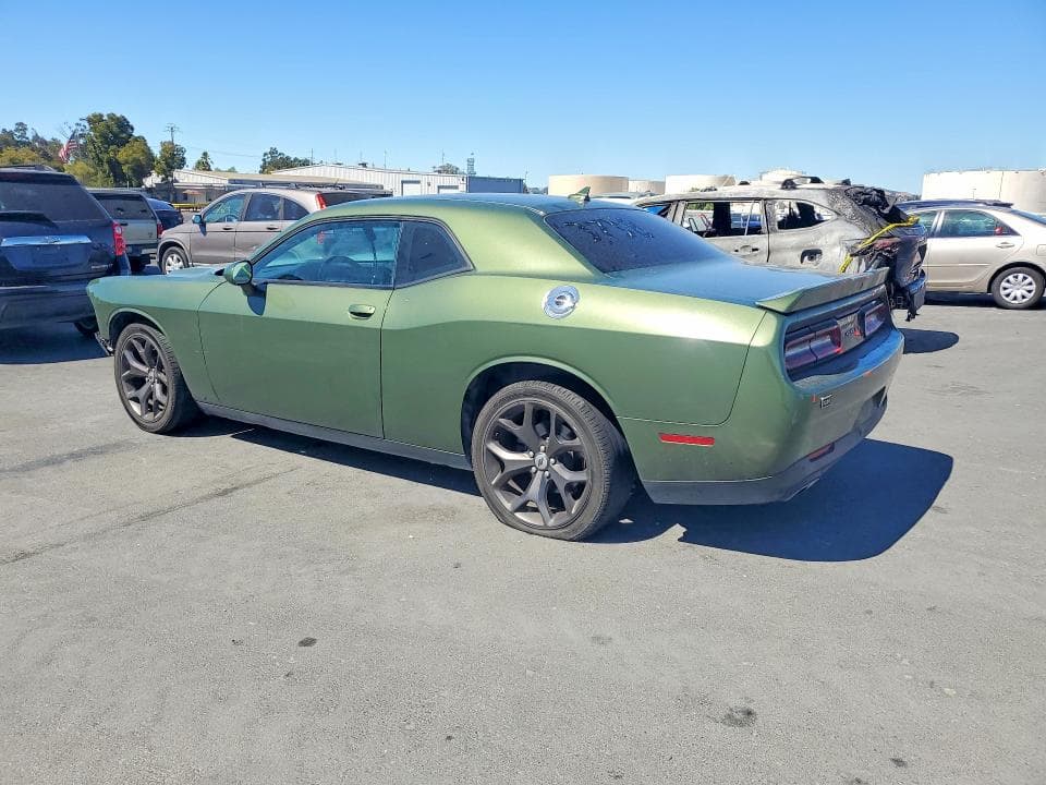 2020 DODGE CHALLENGER SXT 2