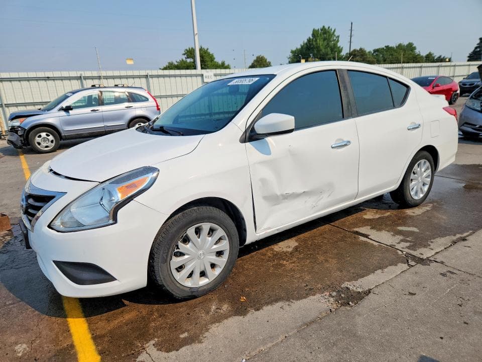 2019 NISSAN VERSA SV