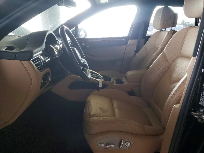 2022 PORSCHE MACAN 7