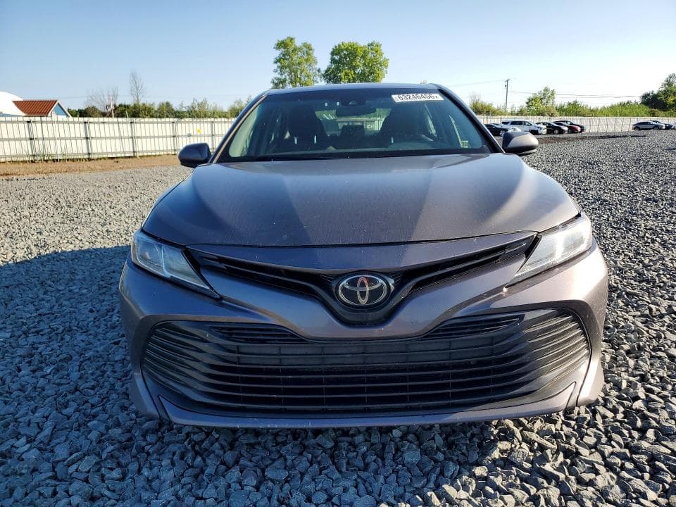 2020 TOYOTA CAMRY LE 5