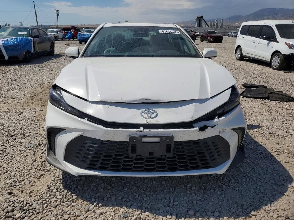 2025 TOYOTA CAMRY SE 5