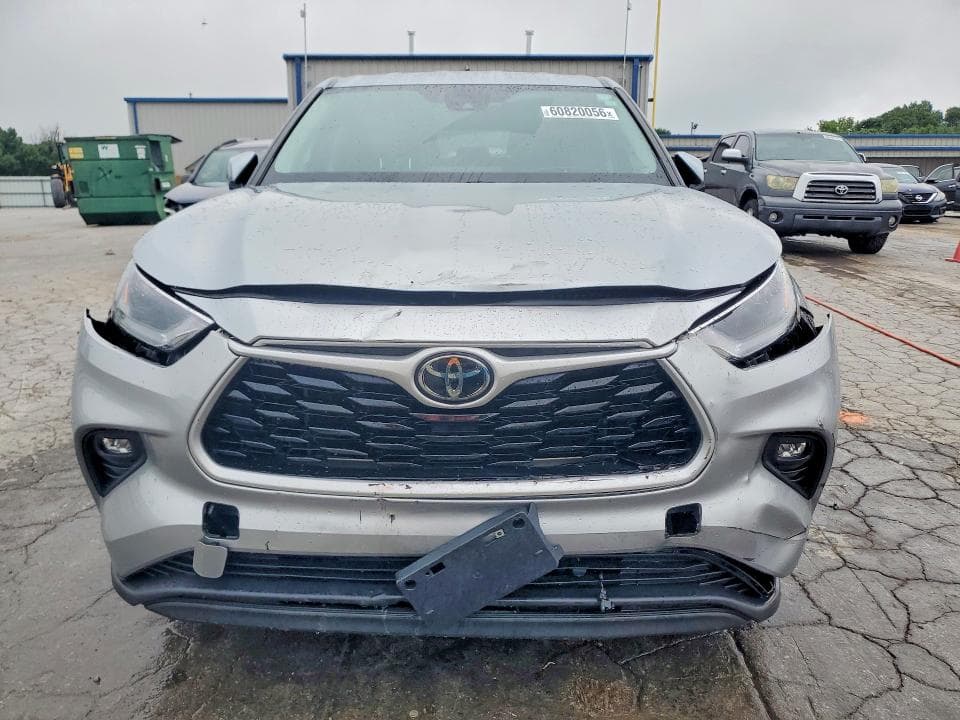 2023 TOYOTA HIGHLANDER LE 5