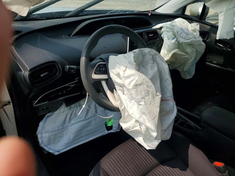 2018 TOYOTA PRIUS TWO 8