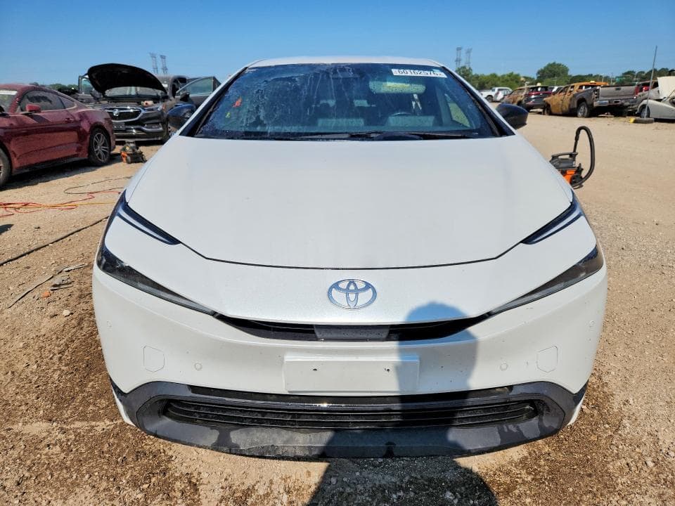 2023 TOYOTA PRIUS LE 5