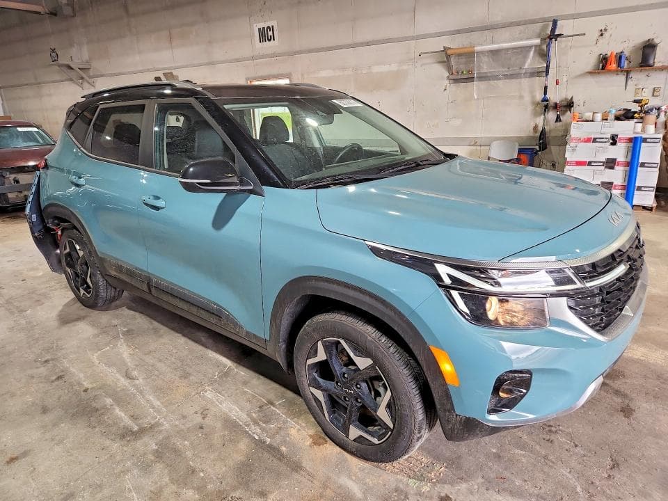 2025 KIA SELTOS S 4