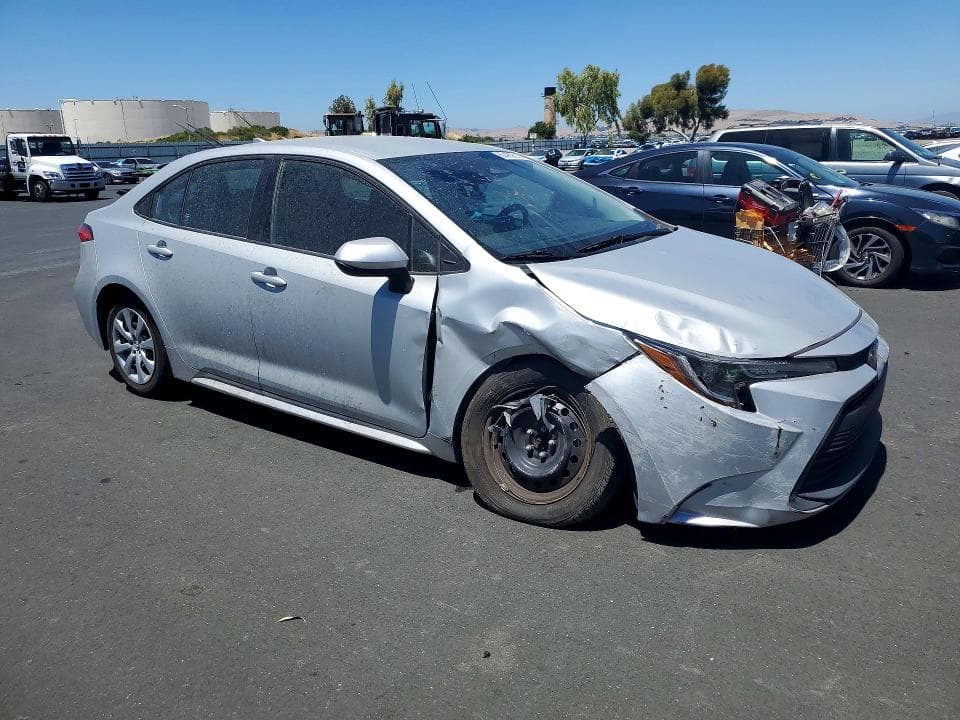 2023 TOYOTA COROLLA LE 4