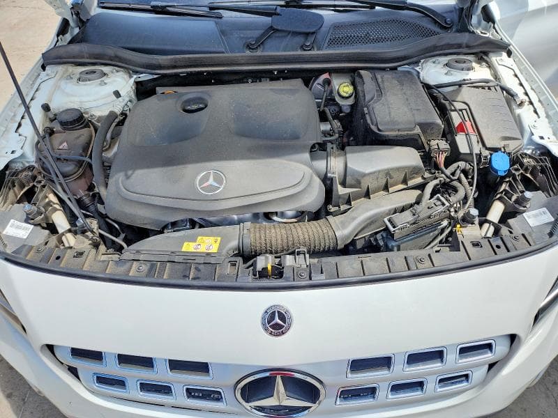 2020 MERCEDES-BENZ GLA 250 4MATIC 12