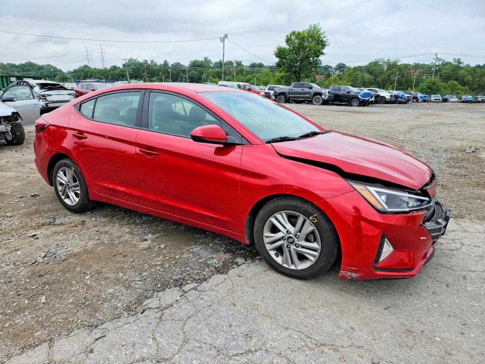 2020 HYUNDAI ELANTRA SEL 4