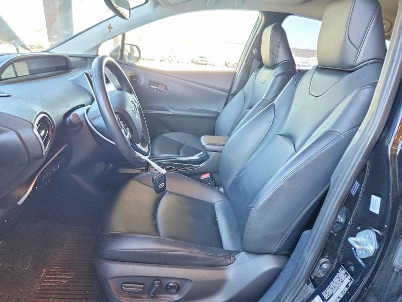 2022 TOYOTA PRIUS XLE 7
