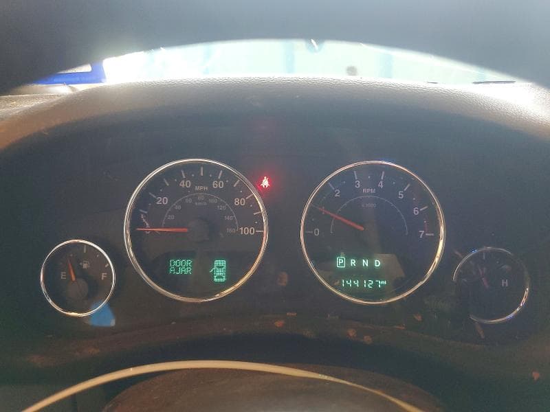 2017 JEEP WRANGLER UNLIMITED SAHARA 9