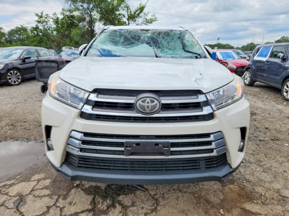 2017 TOYOTA HIGHLANDER LIMITED 5