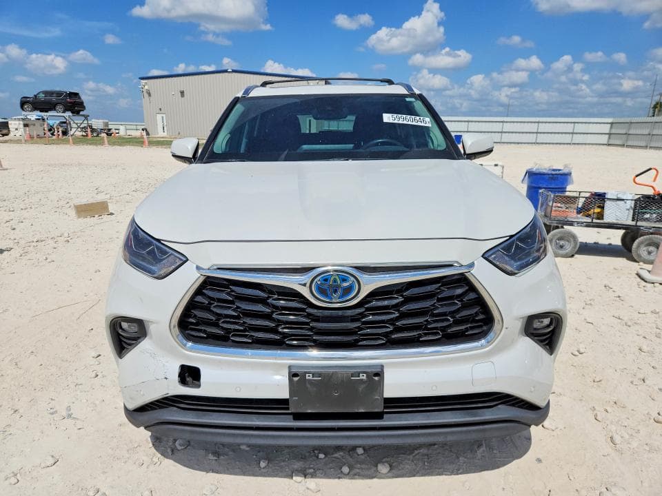2023 TOYOTA HIGHLANDER HYBRID LIMITED 5