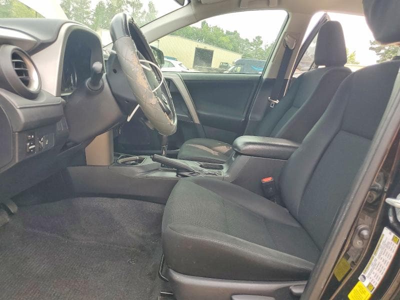 2017 TOYOTA RAV4 LE 7