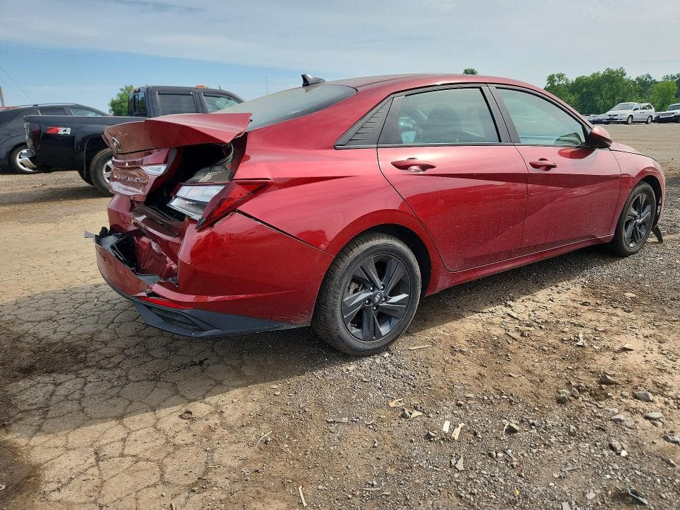2023 HYUNDAI ELANTRA SEL 3