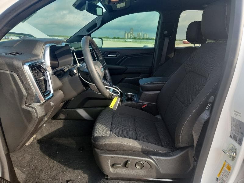 2025 GMC CANYON ELEVATION 7